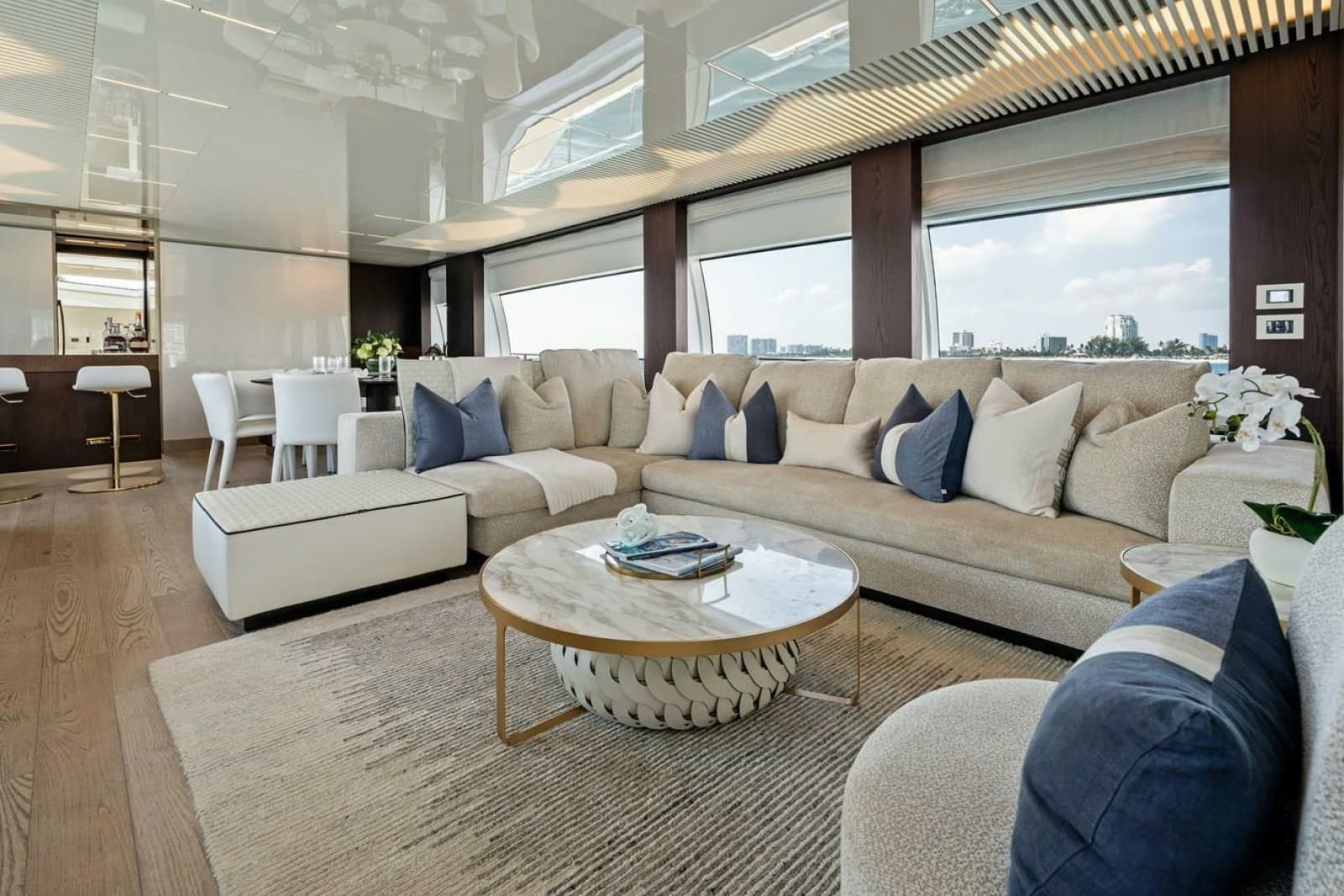 2022 Ferretti Yachts 850 Motoryacht - Photo 35