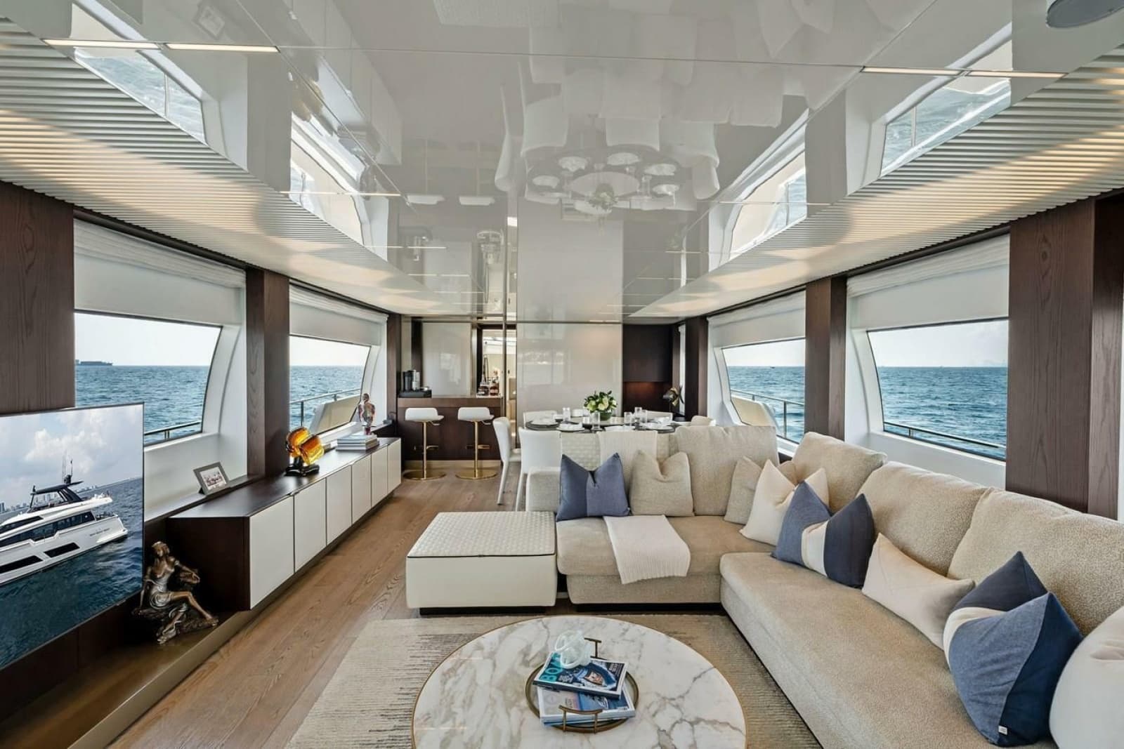 2022 Ferretti Yachts 850 Motoryacht - Photo 32