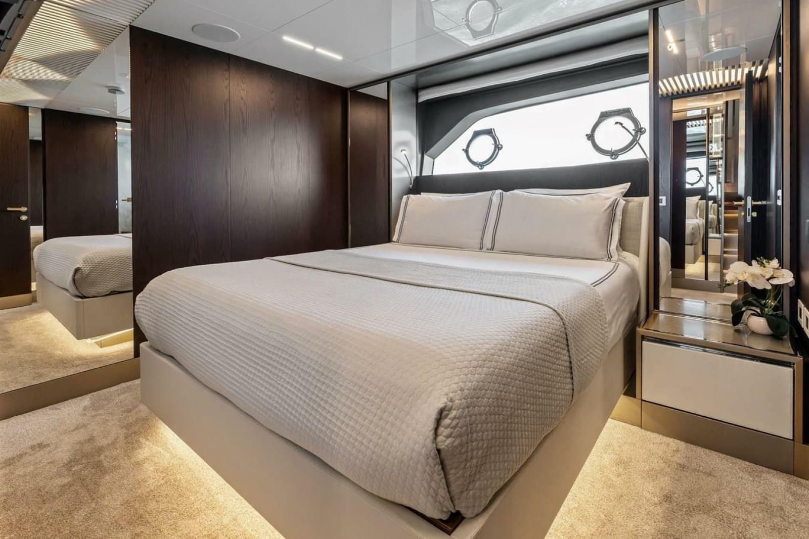 2022 Ferretti Yachts 850 Motoryacht - Photo 57