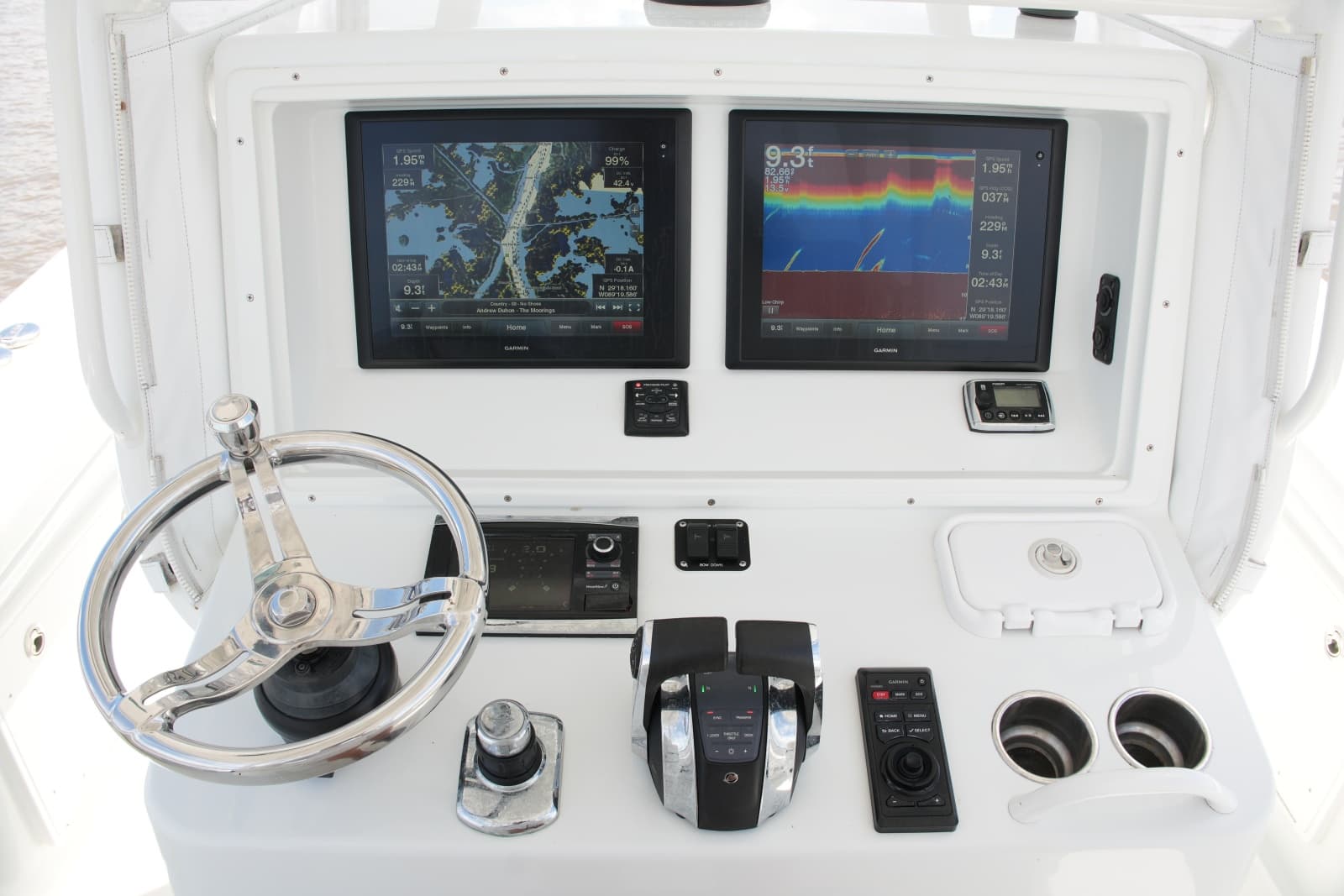2016 Yellowfin  - Photo 43