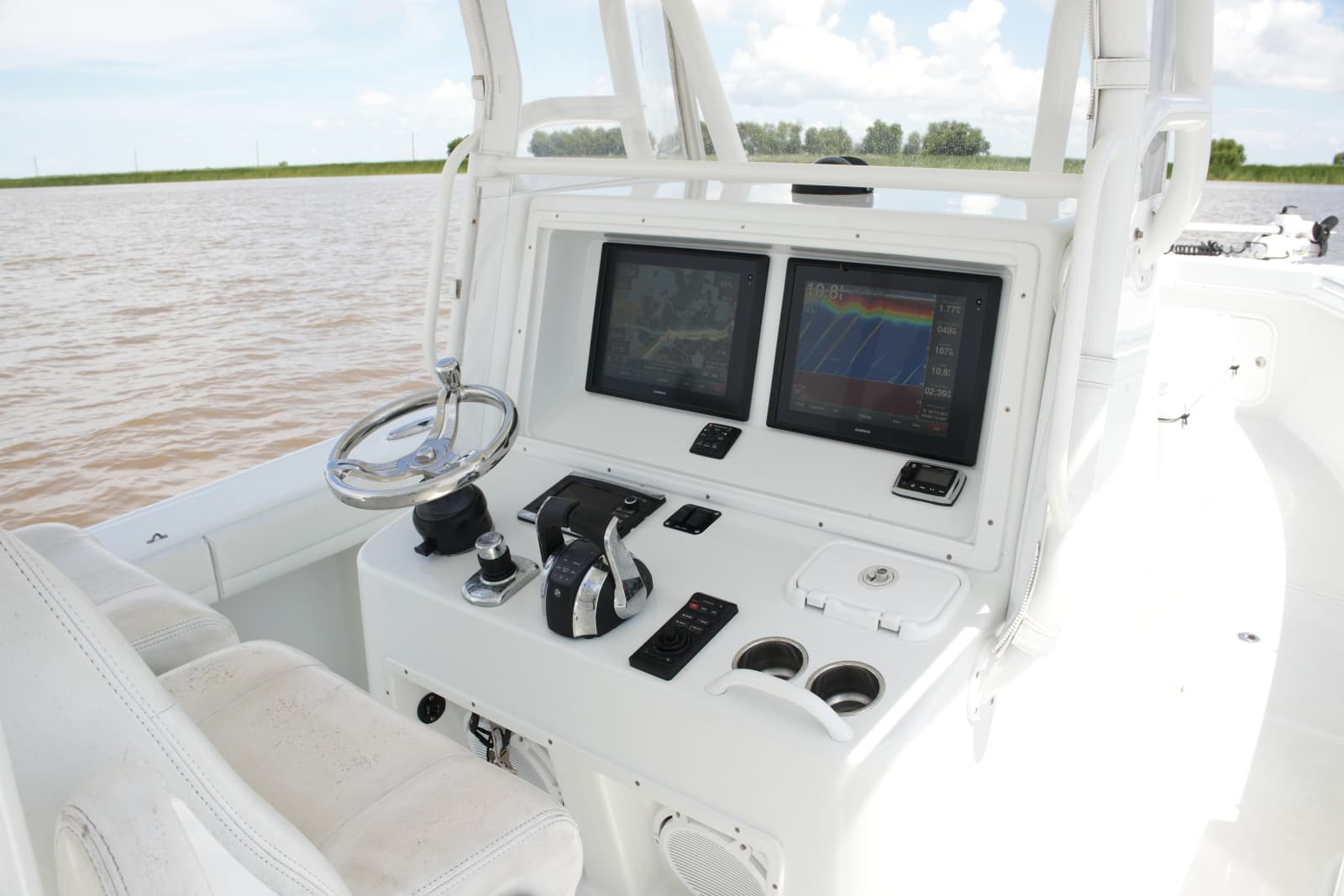 2016 Yellowfin  - Photo 34