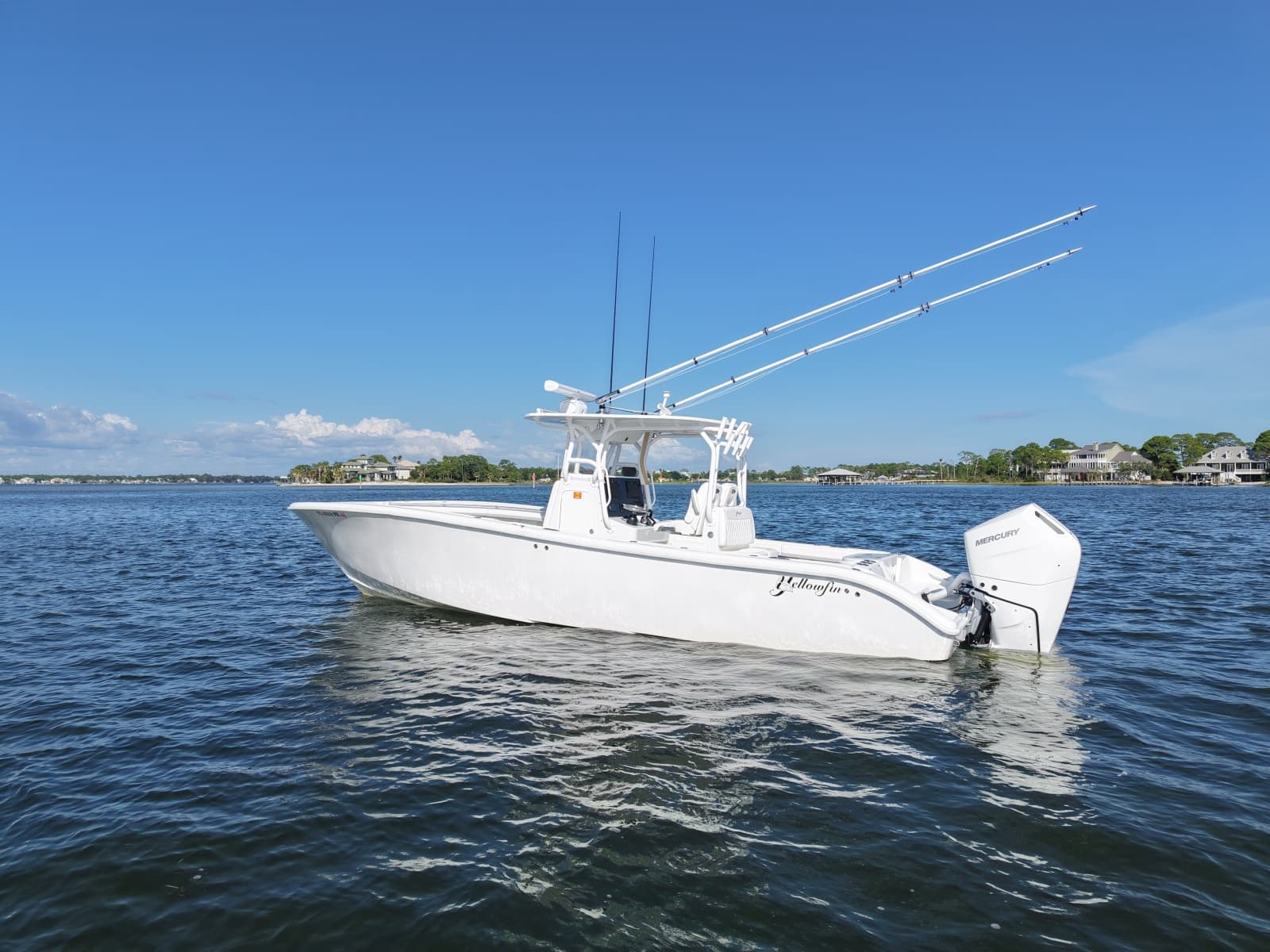2014 Yellowfin  - Photo 18