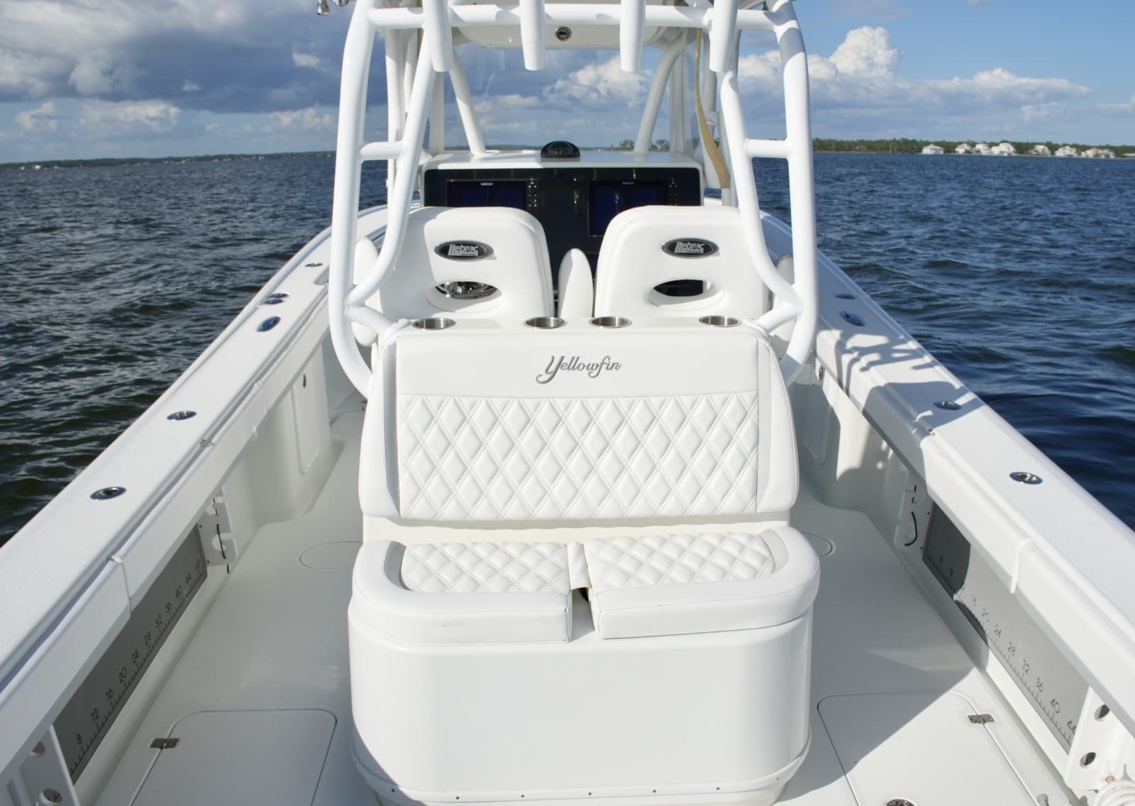 2014 Yellowfin  - Photo 43