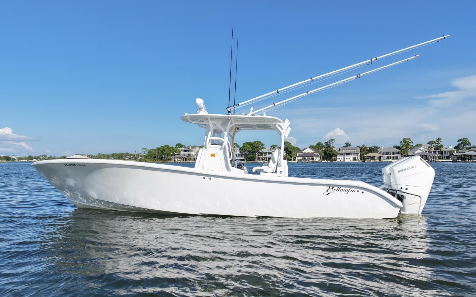 2014 Yellowfin  - Photo 3