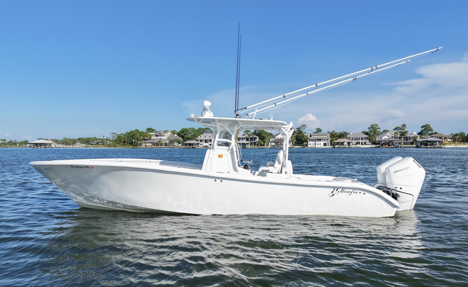 2014 Yellowfin  - Photo 4
