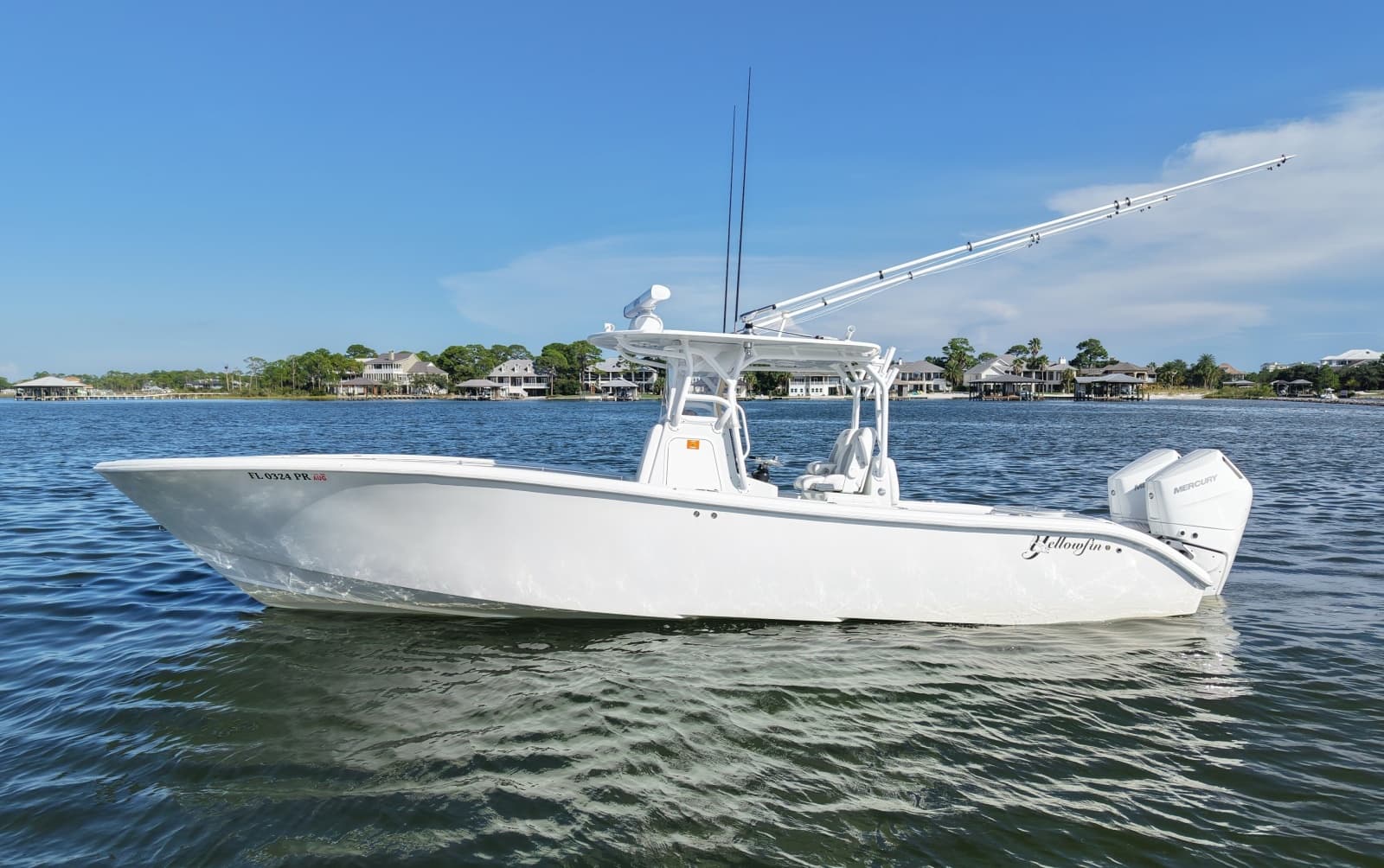 2014 Yellowfin  - Photo 2