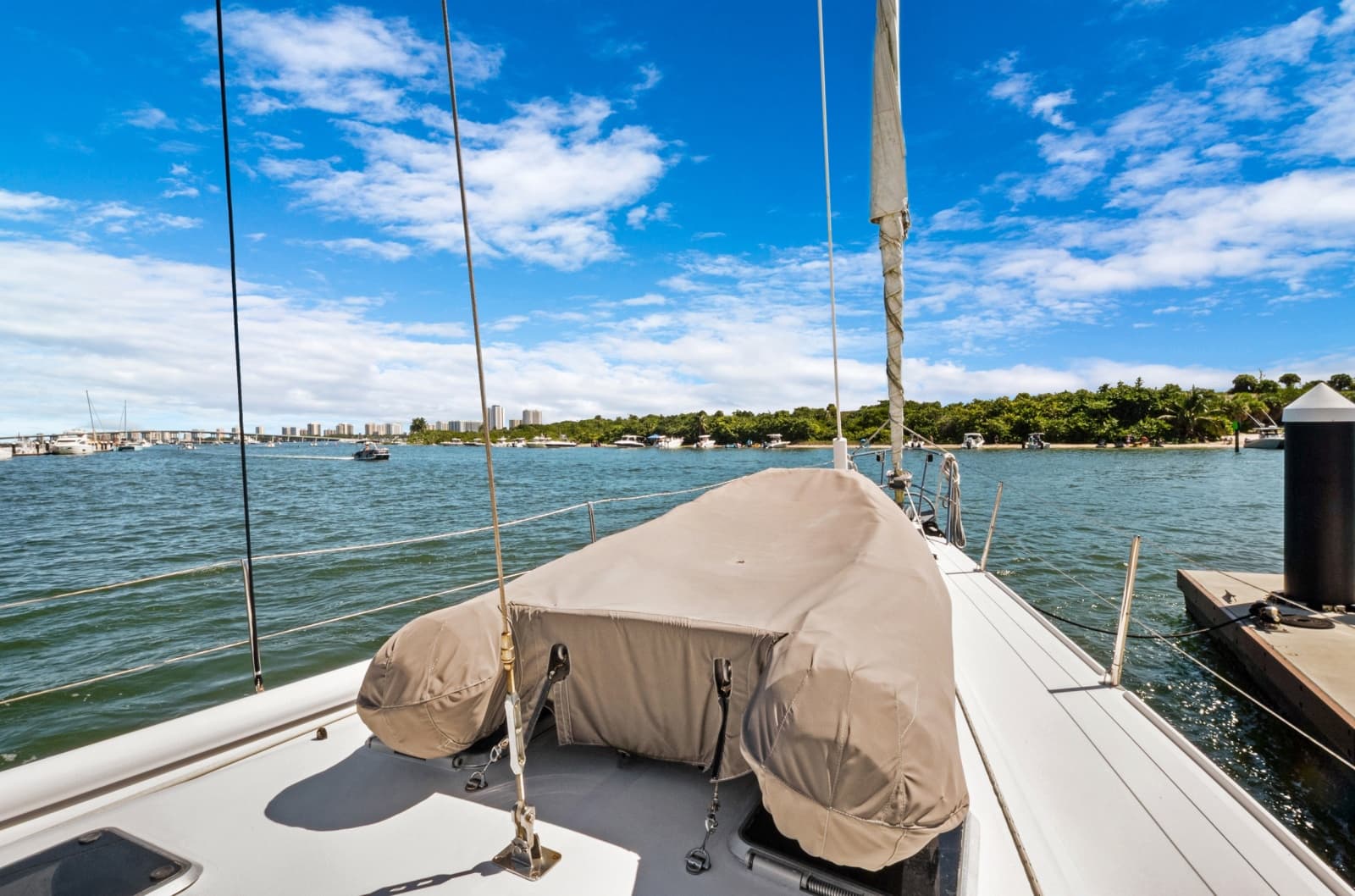 1991 Southern Wind 72 - Photo 14