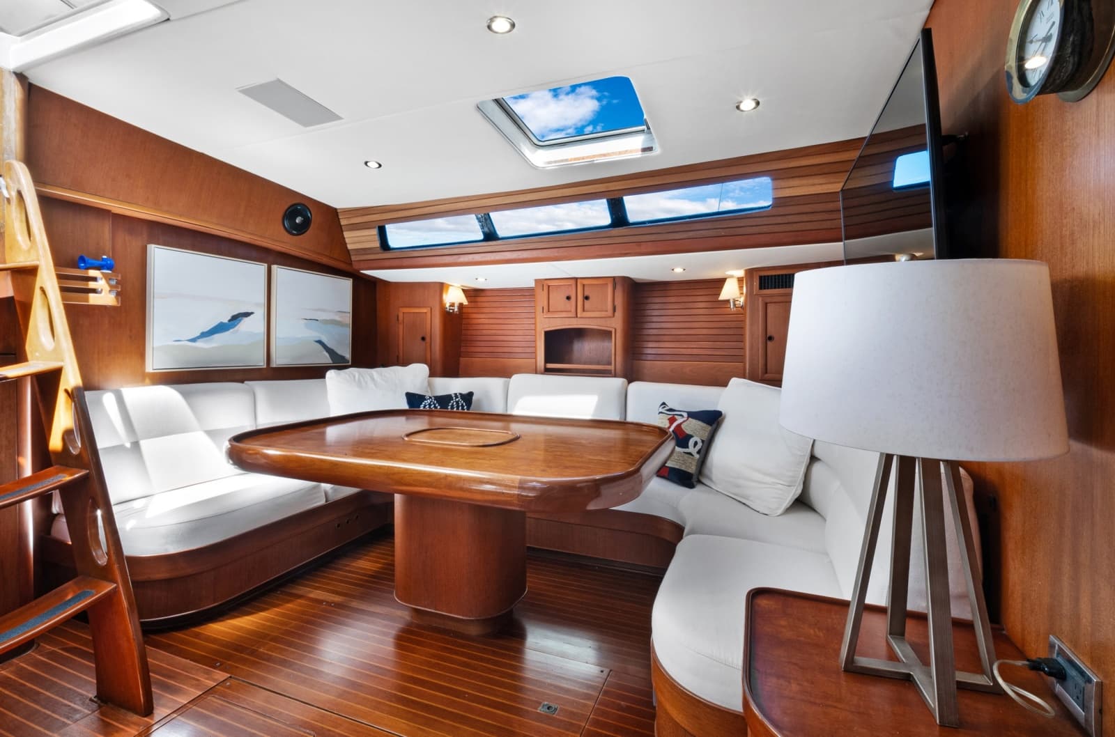 1991 Southern Wind 72 - Photo 20