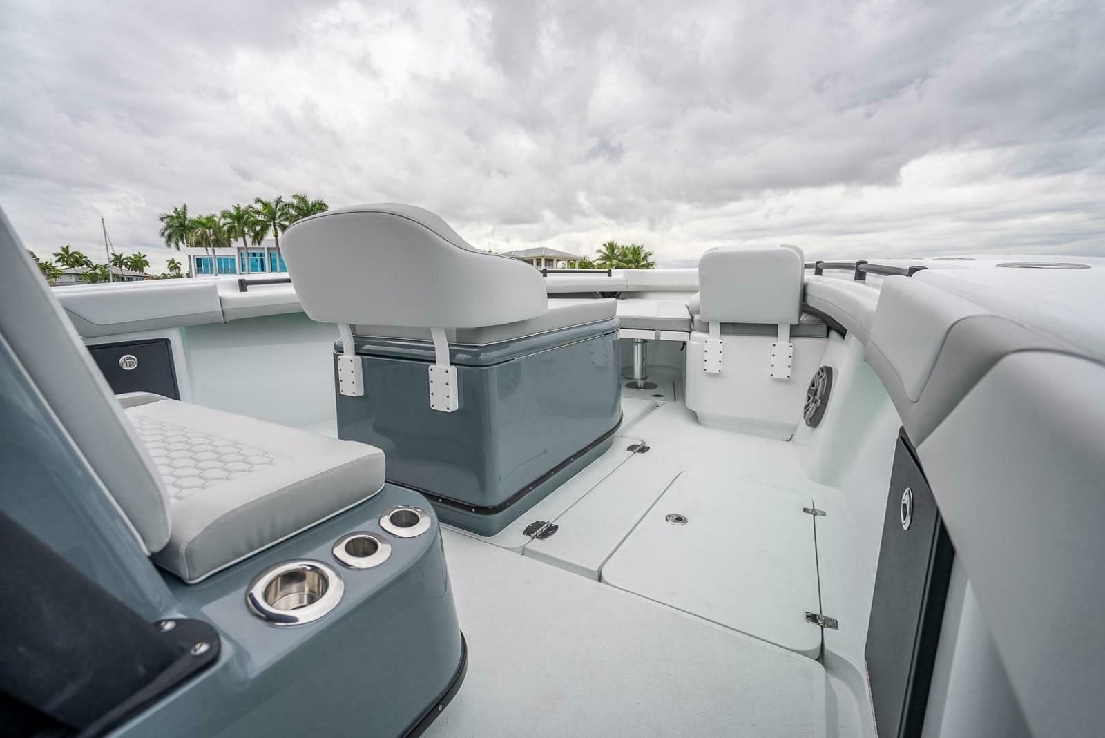 2024 Yellowfin 39 Offshore - Photo 14