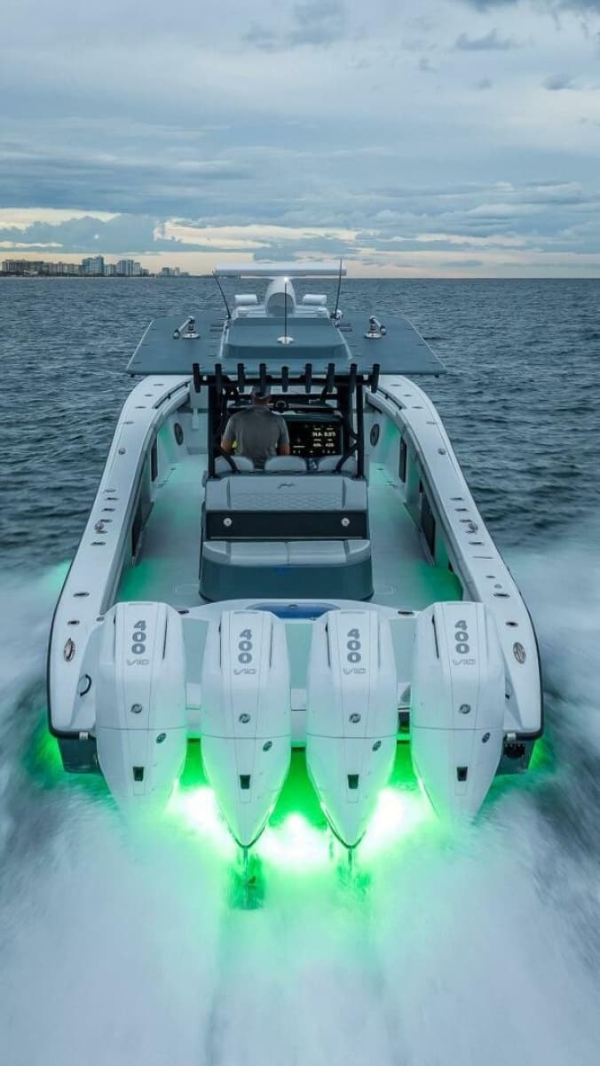 2024 Yellowfin 39 Offshore - Photo 12
