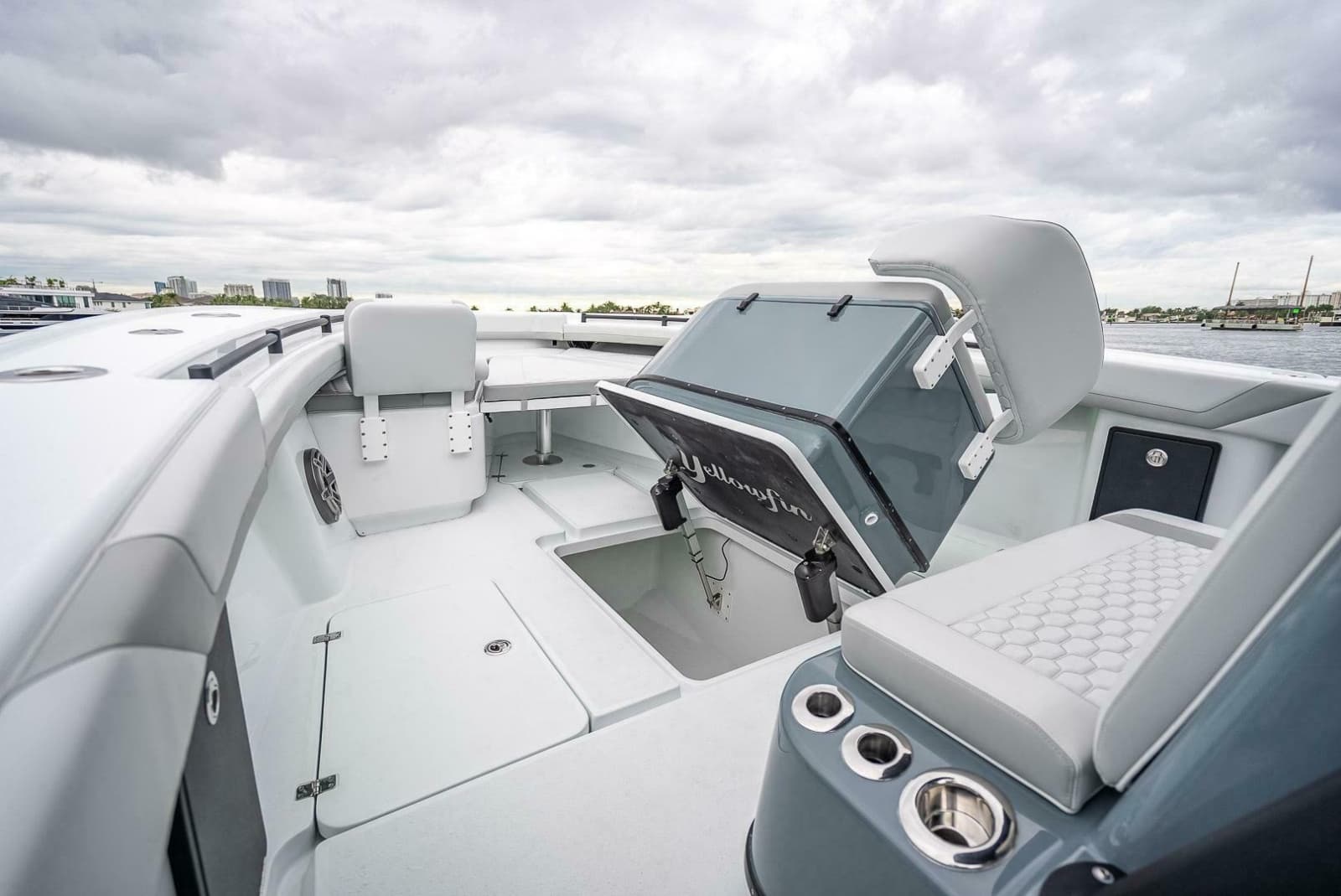2024 Yellowfin 39 Offshore - Photo 13
