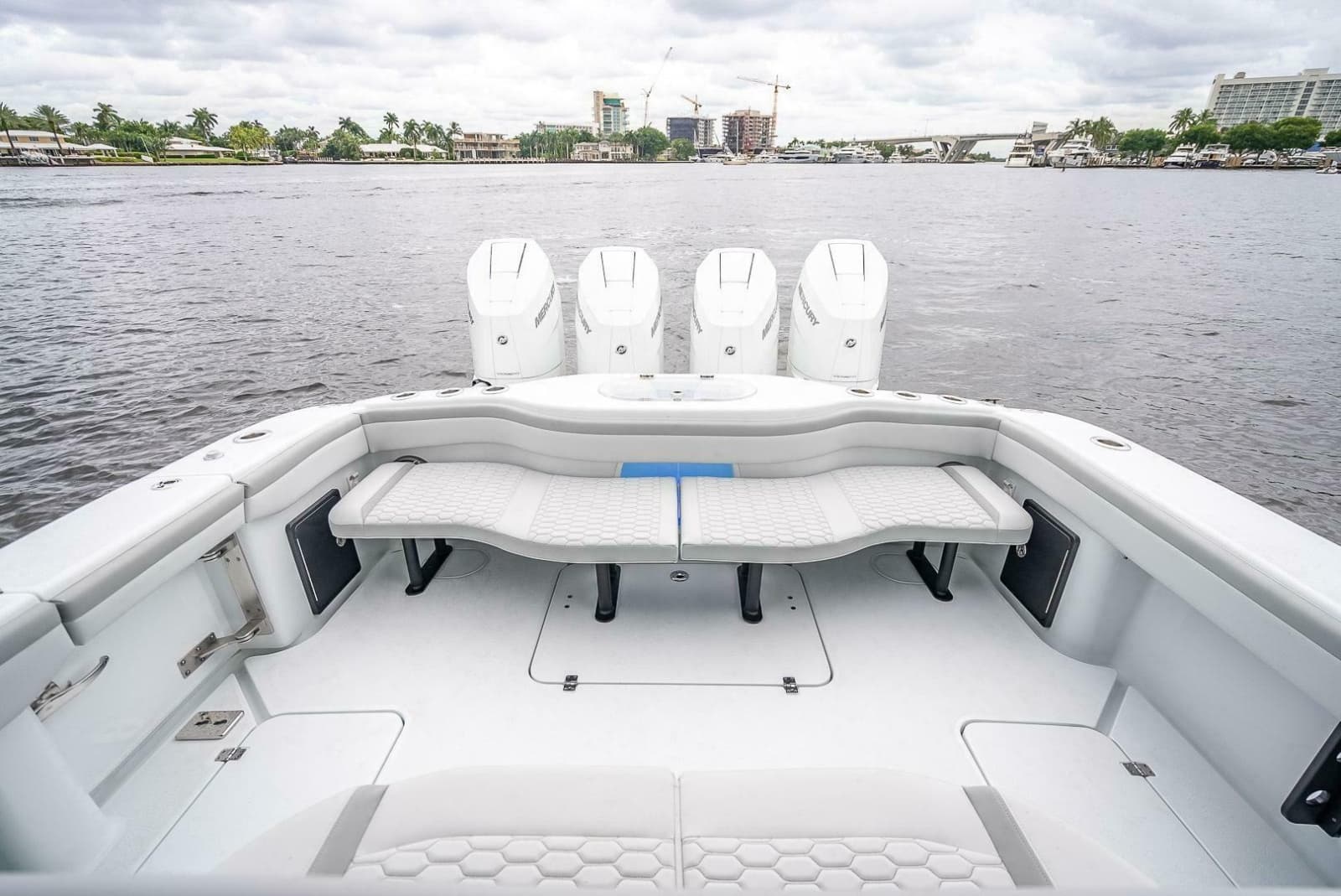 2024 Yellowfin 39 Offshore - Photo 25
