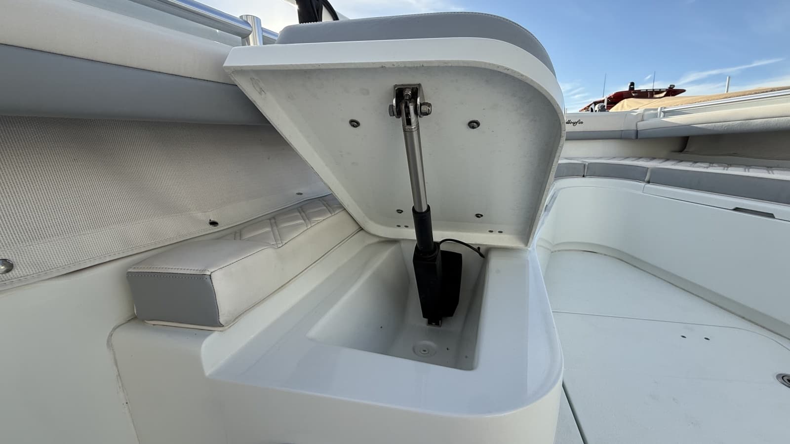 2022 Yellowfin 32 Offshore - Photo 22