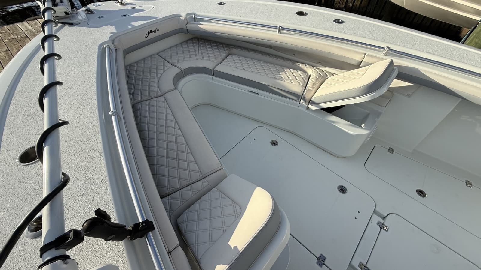 2022 Yellowfin 32 Offshore - Photo 21