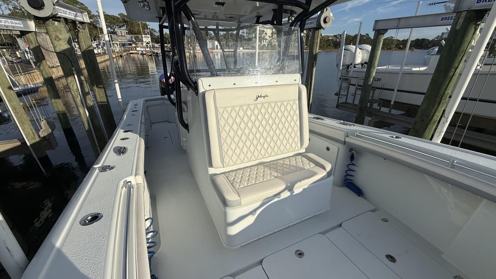 2022 Yellowfin 32 Offshore - Photo 24