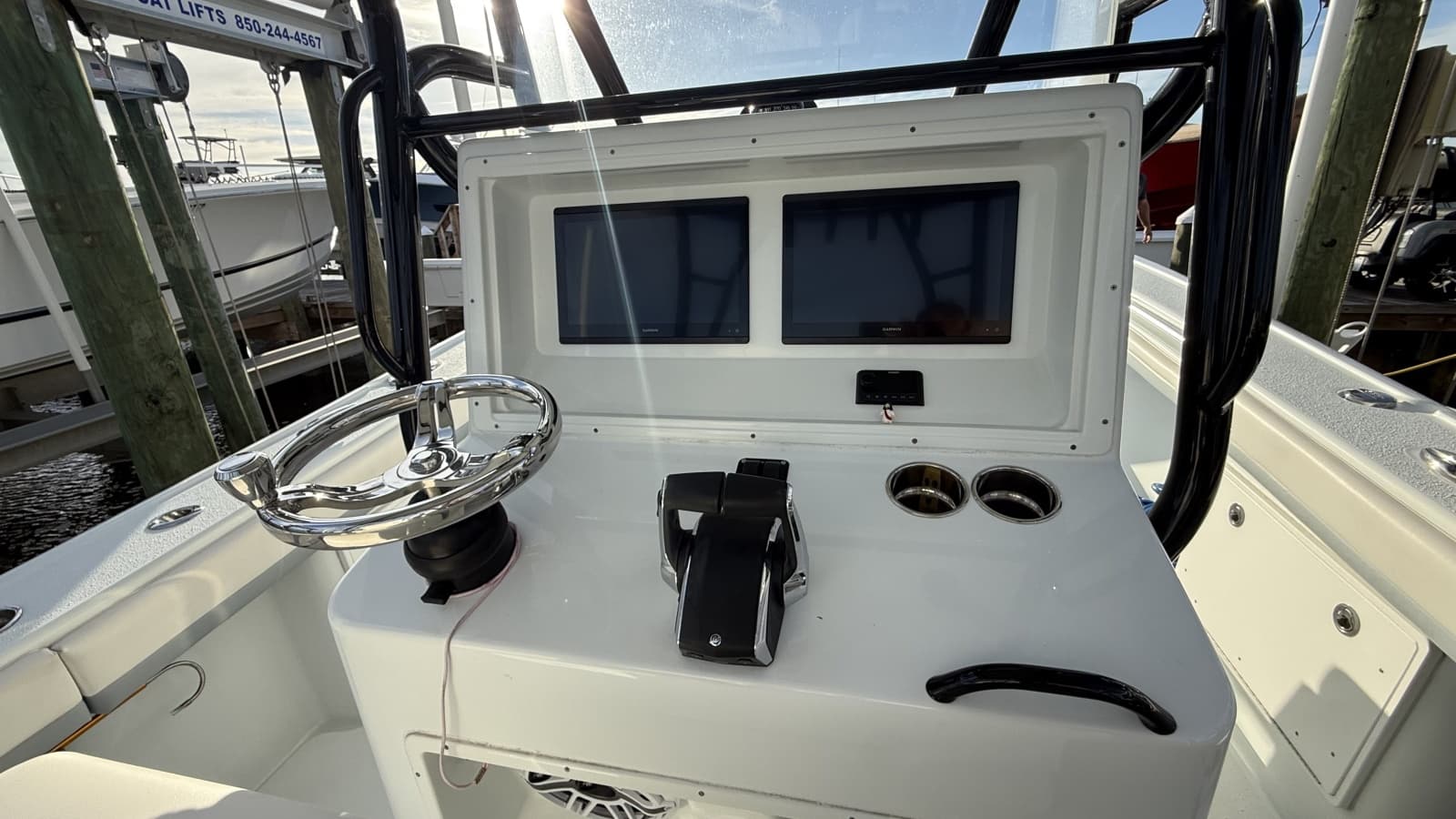 2022 Yellowfin 32 Offshore - Photo 10