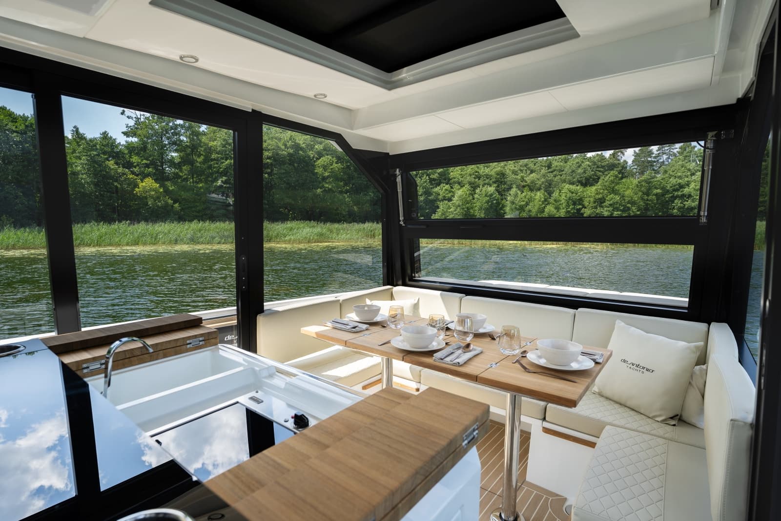 2027 De Antonio D36 Cabin - Photo 10
