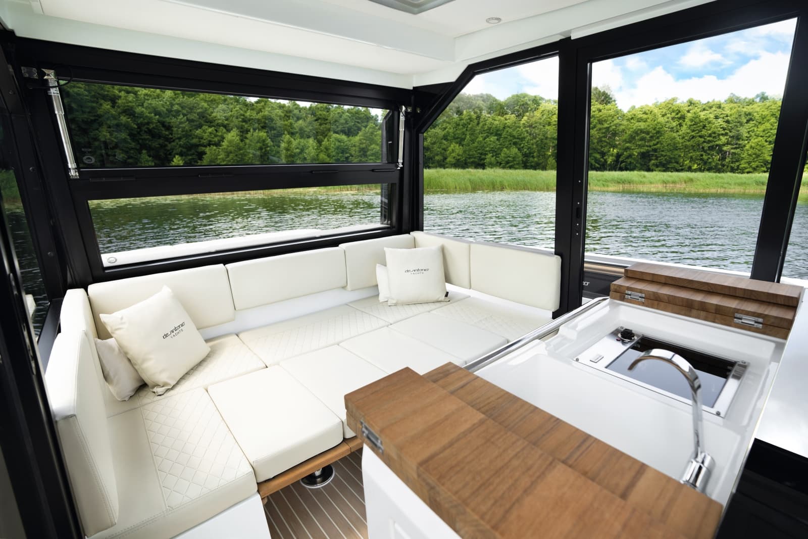 2027 De Antonio D36 Cabin - Photo 8