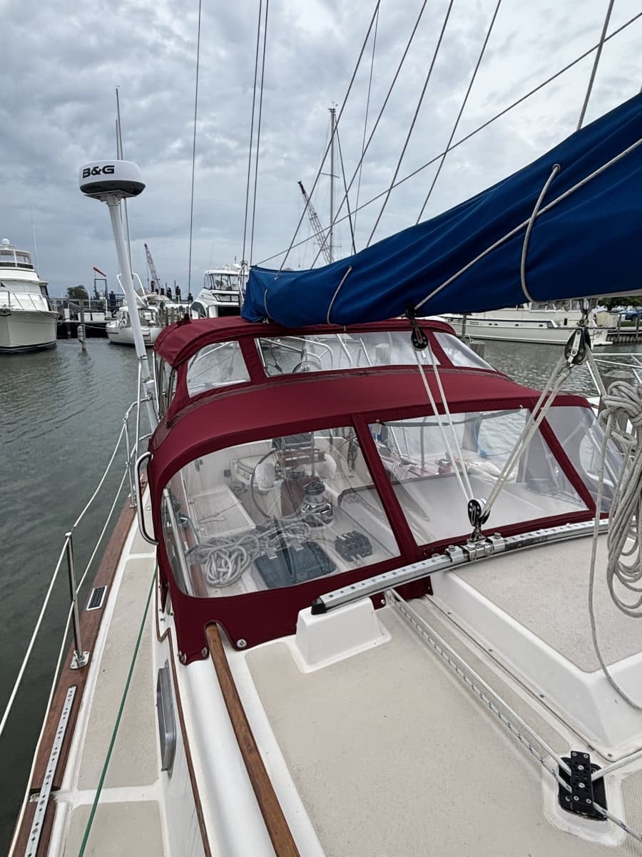 1987 Island Packet 31 - Photo 15