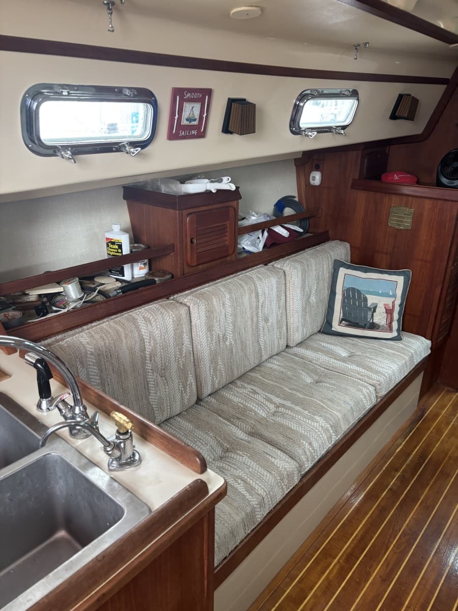1987 Island Packet 31 - Photo 34