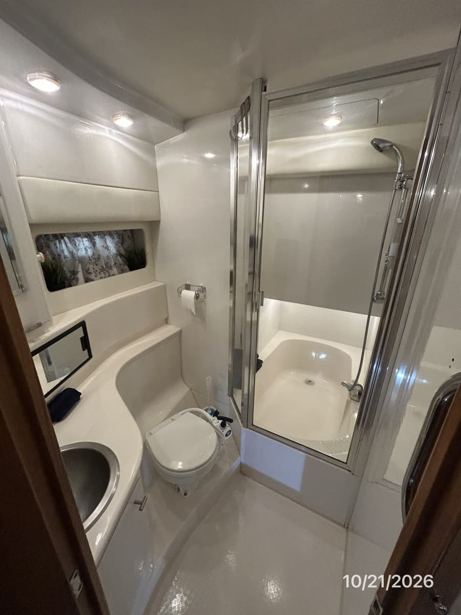 1997 Bayliner 3988 - Photo 54
