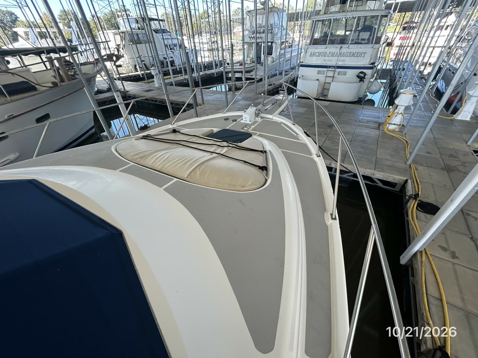 1997 Bayliner 3988 - Photo 10