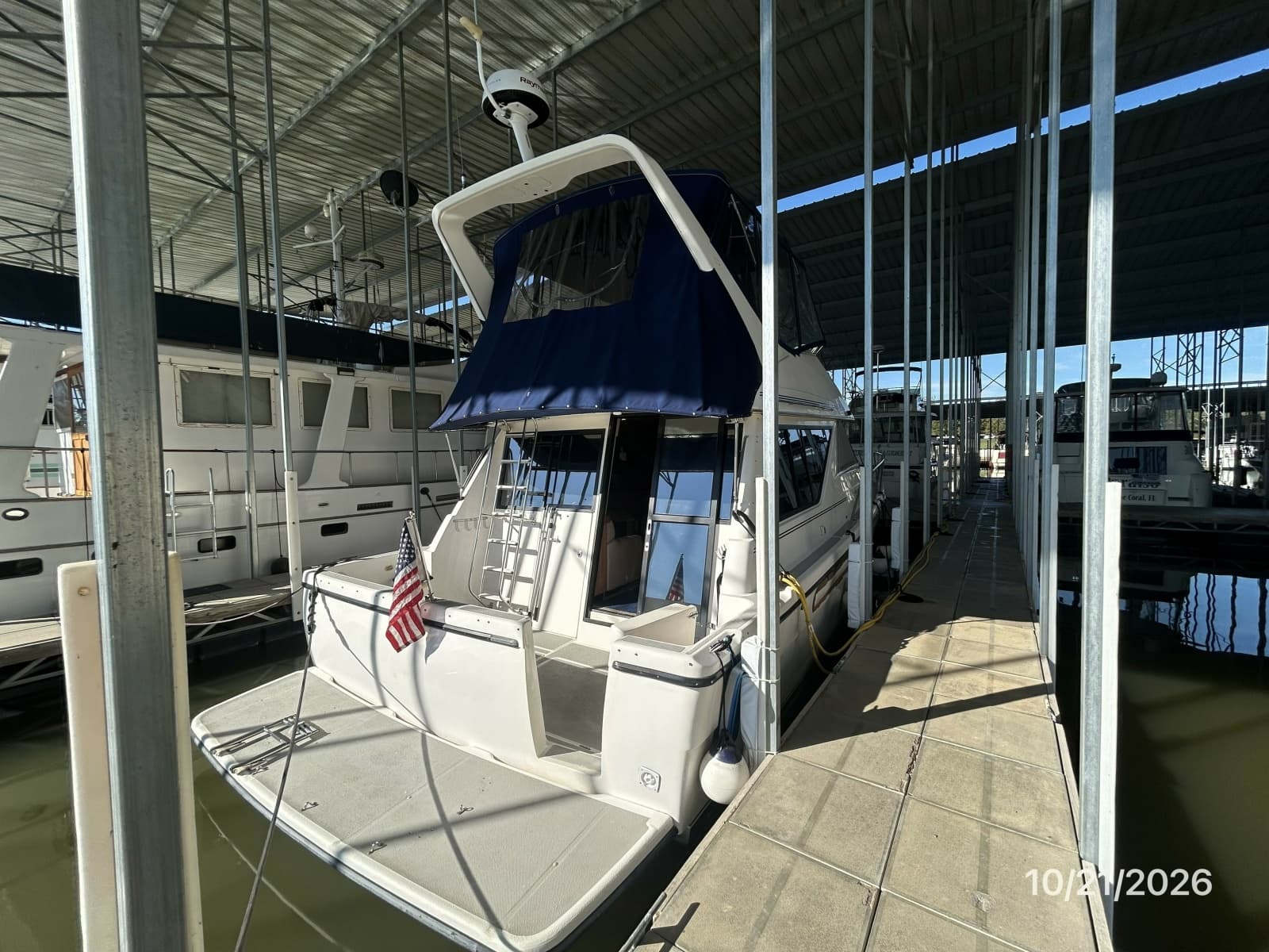 1997 Bayliner 3988 - Photo 5