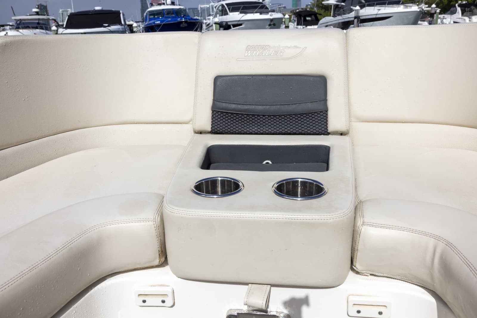 2019 Boston Whaler 270 Vantage - Photo 14