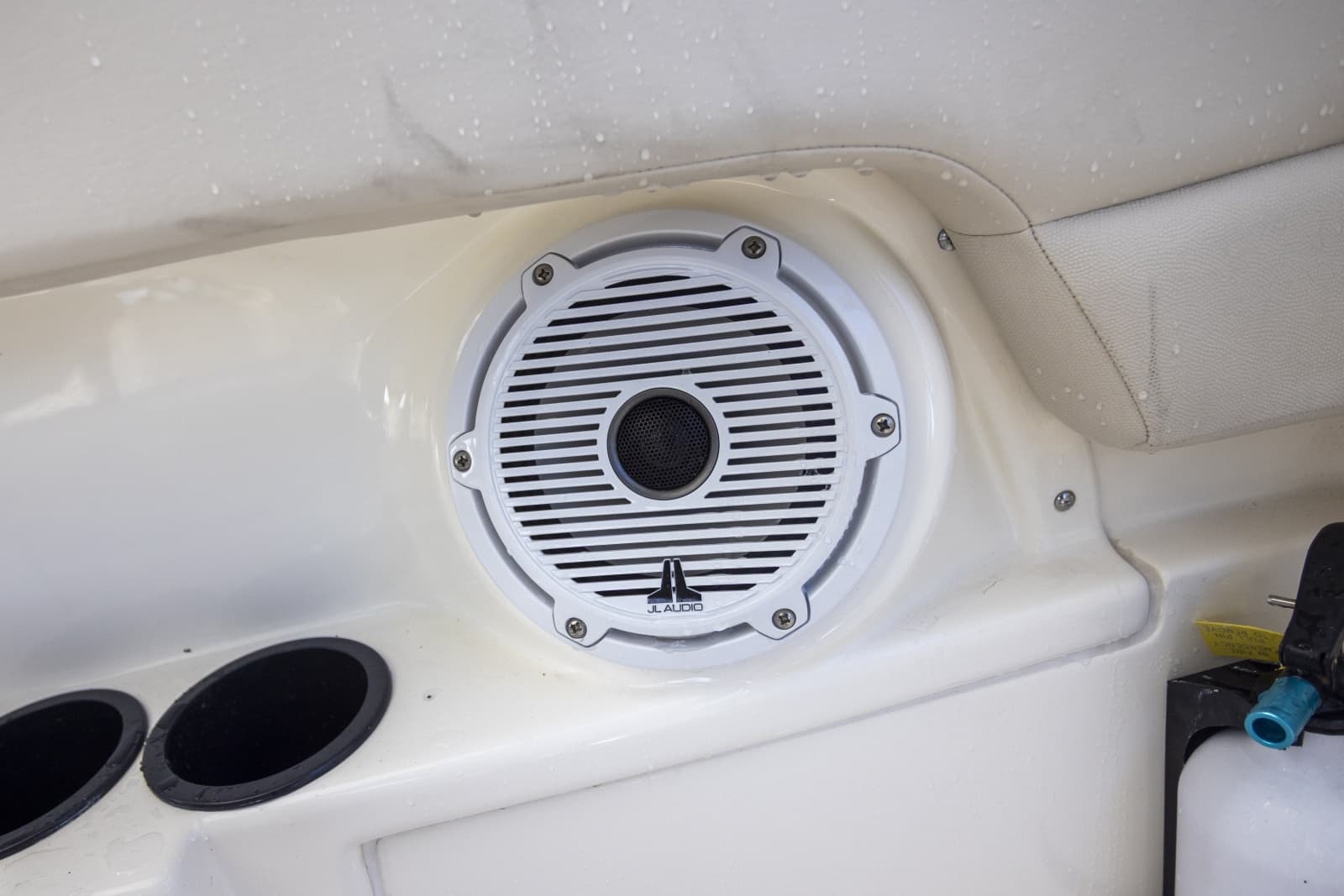 2019 Boston Whaler 270 Vantage - Photo 15