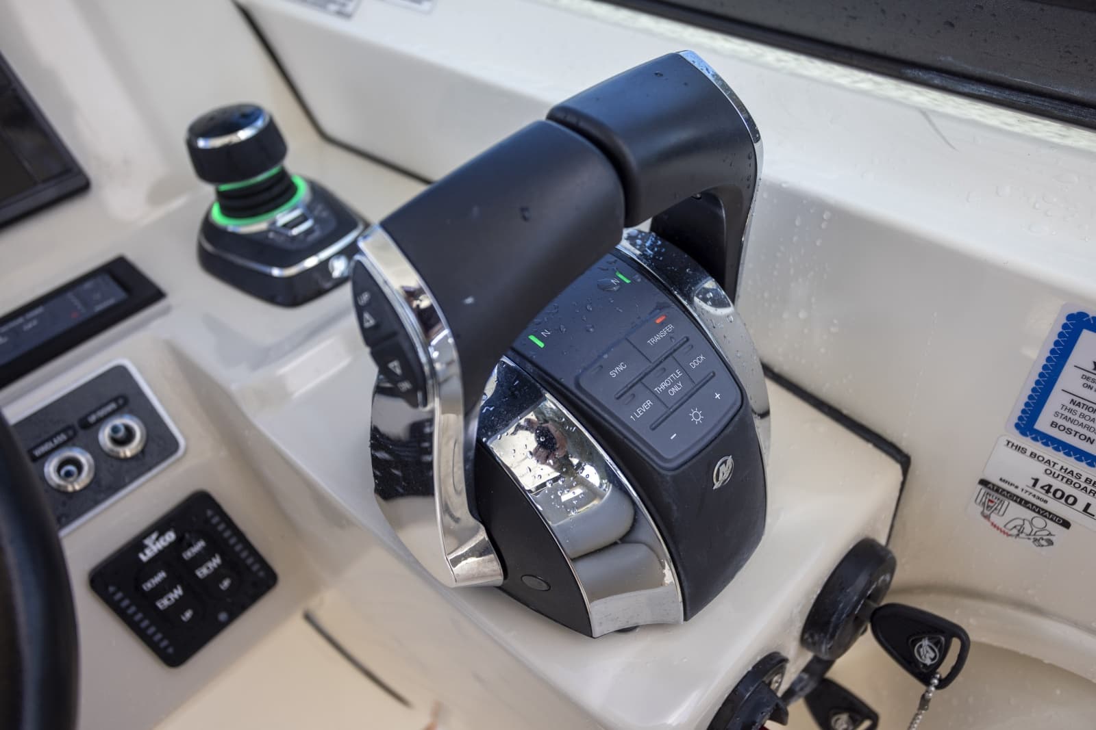 2019 Boston Whaler 270 Vantage - Photo 21
