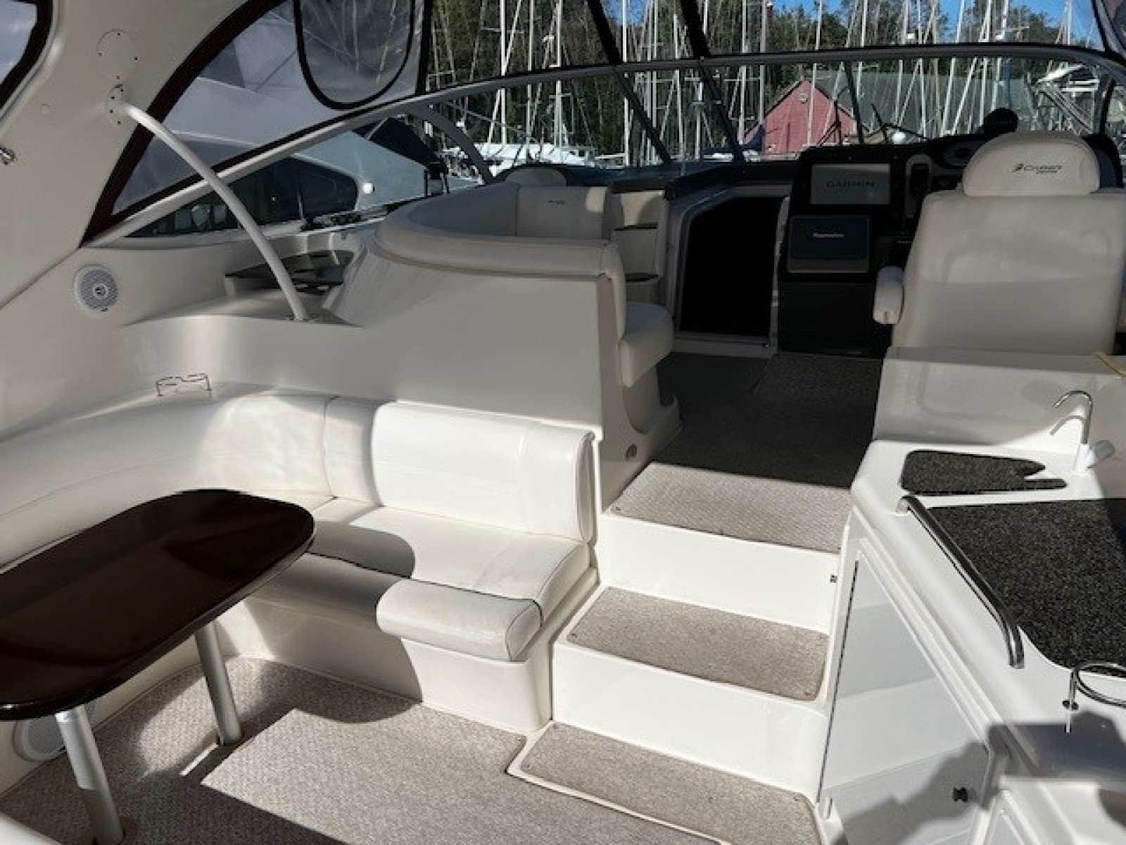 2005 Cruisers Yachts 440 - Photo 7