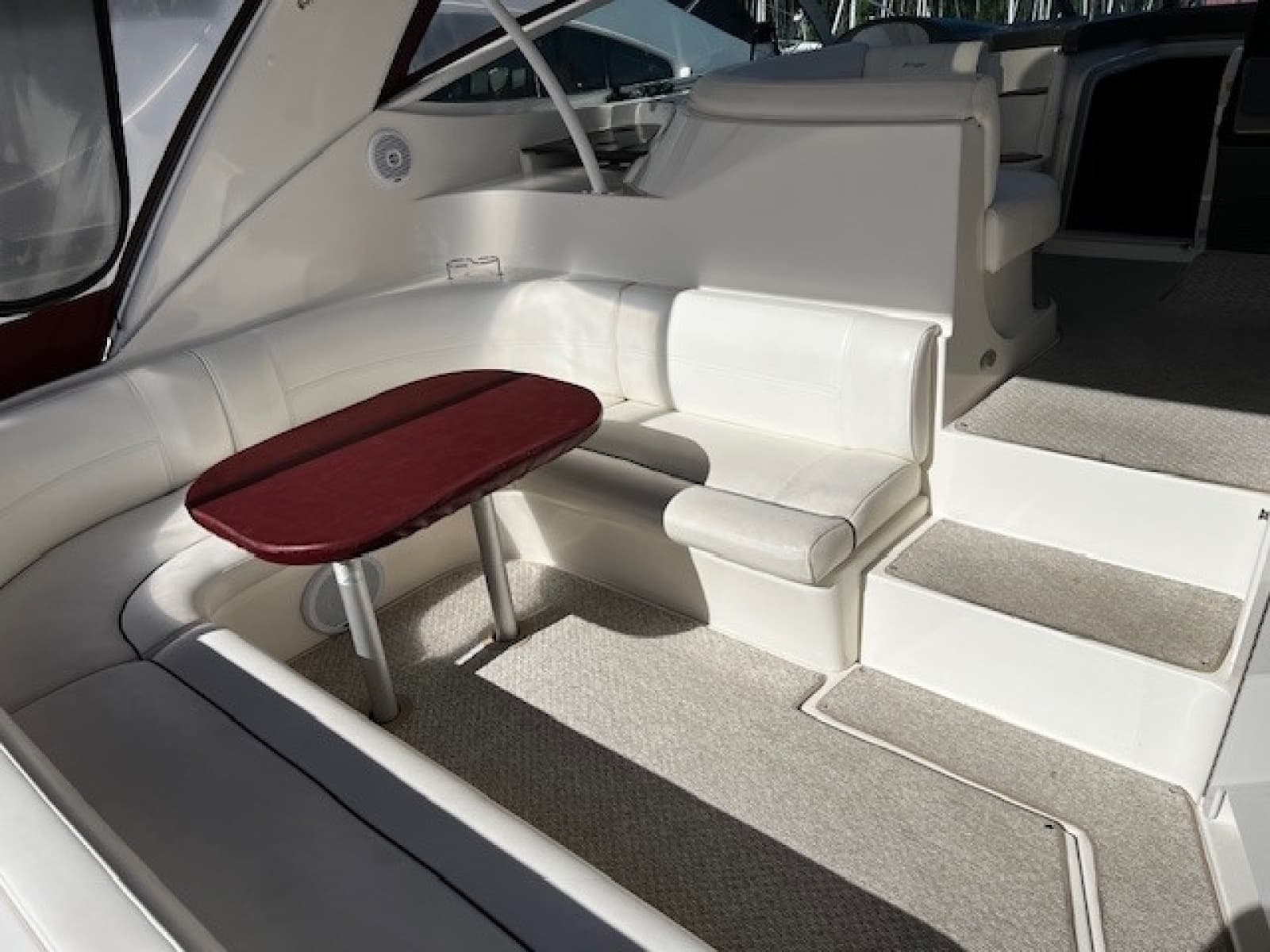 2005 Cruisers Yachts 440 - Photo 6