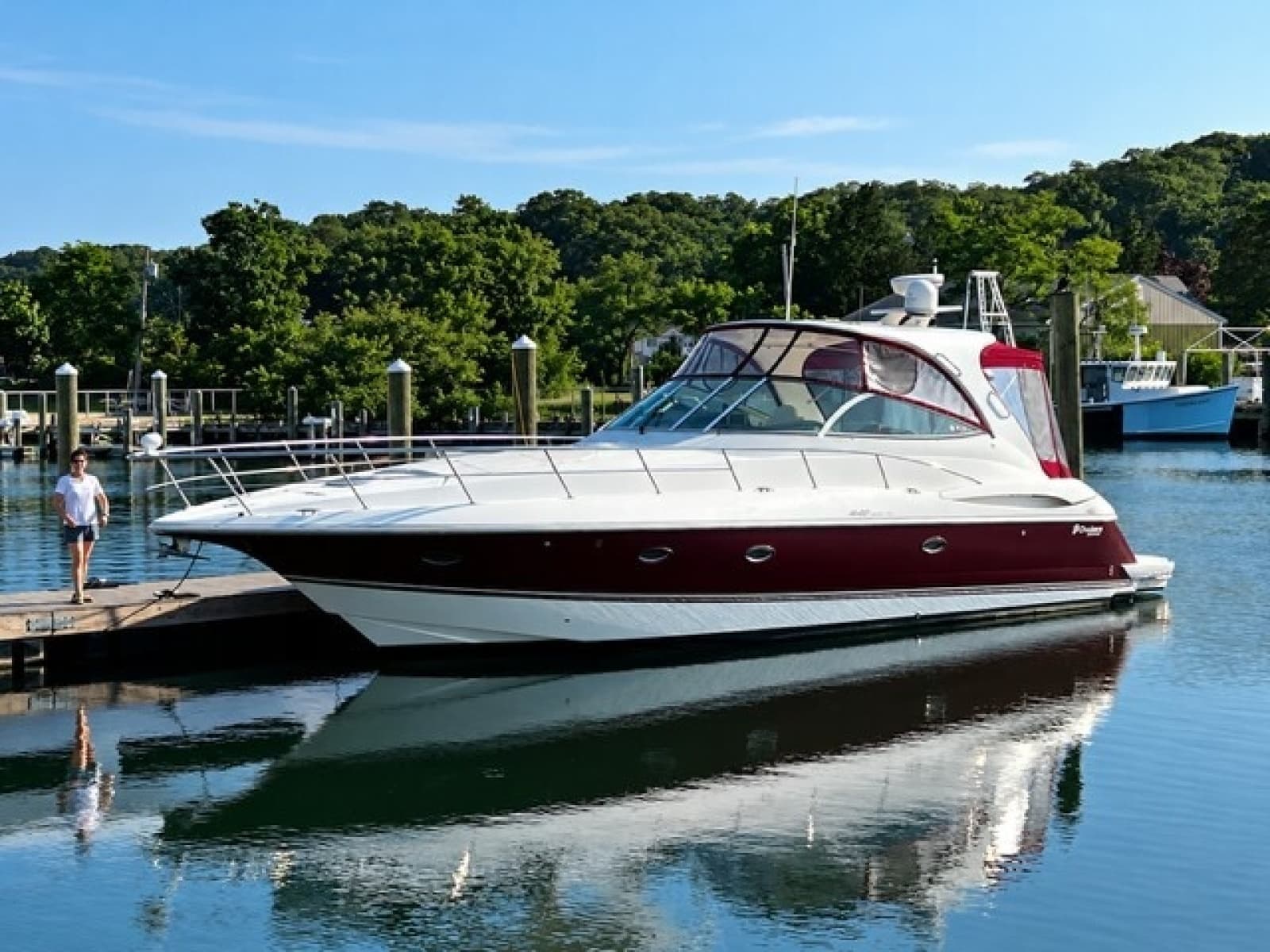 2005 Cruisers Yachts 440 - Photo 2