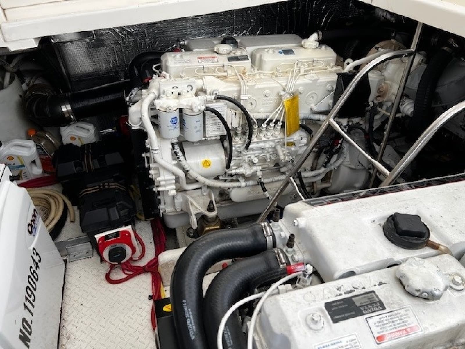 2005 Cruisers Yachts 440 - Photo 8