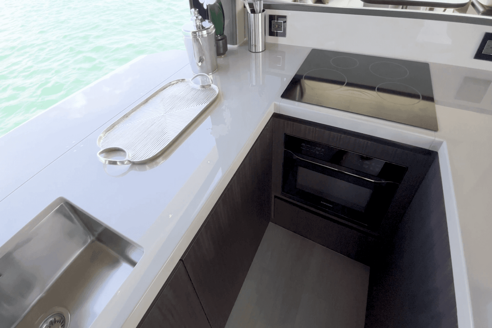 2024 Galeon 560 FLY - Photo 39