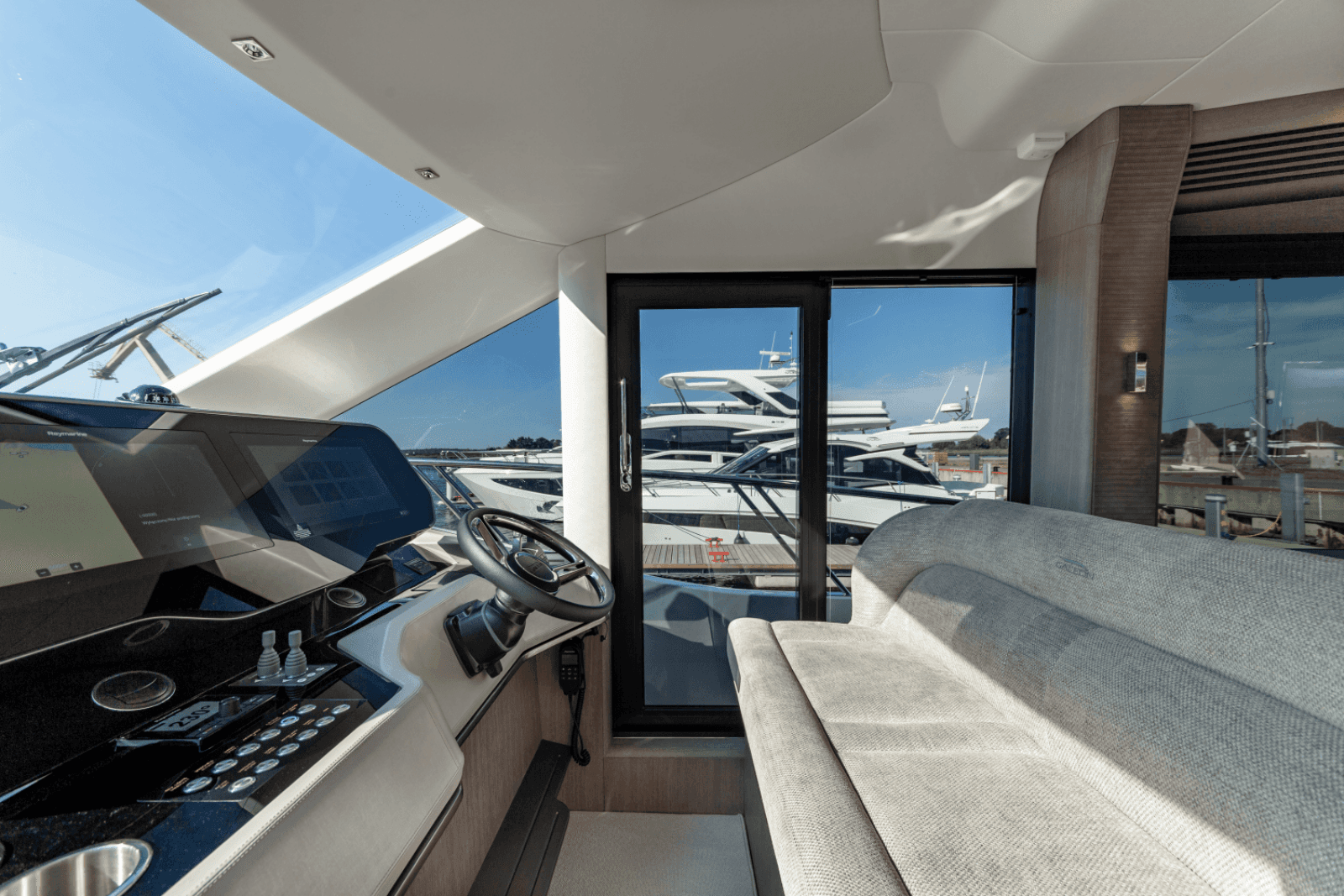2024 Galeon 560 FLY - Photo 28