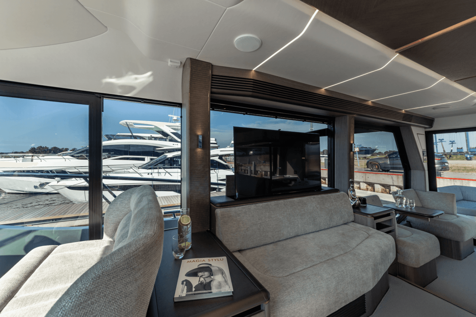2024 Galeon 560 FLY - Photo 21
