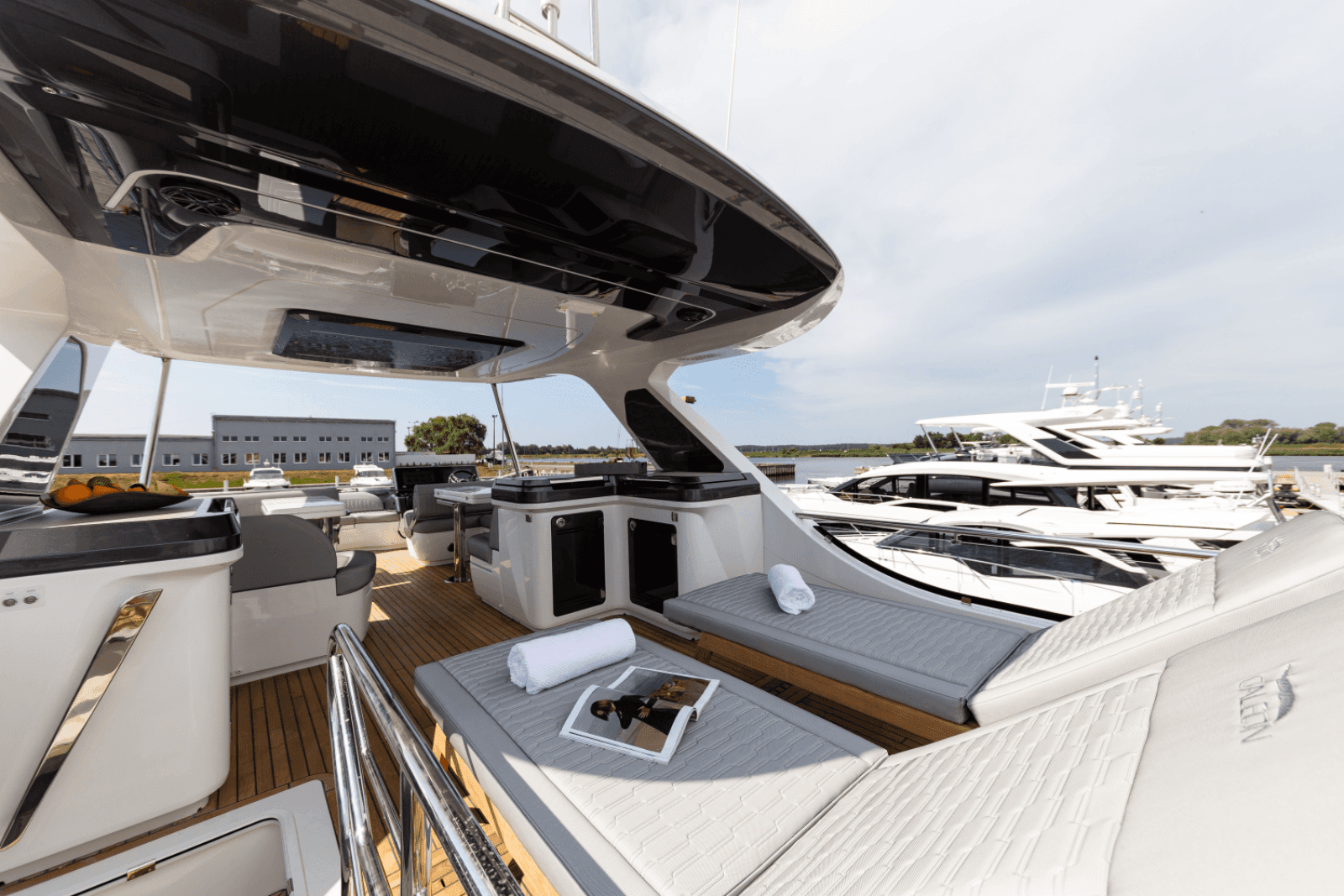 2024 Galeon 560 FLY - Photo 62