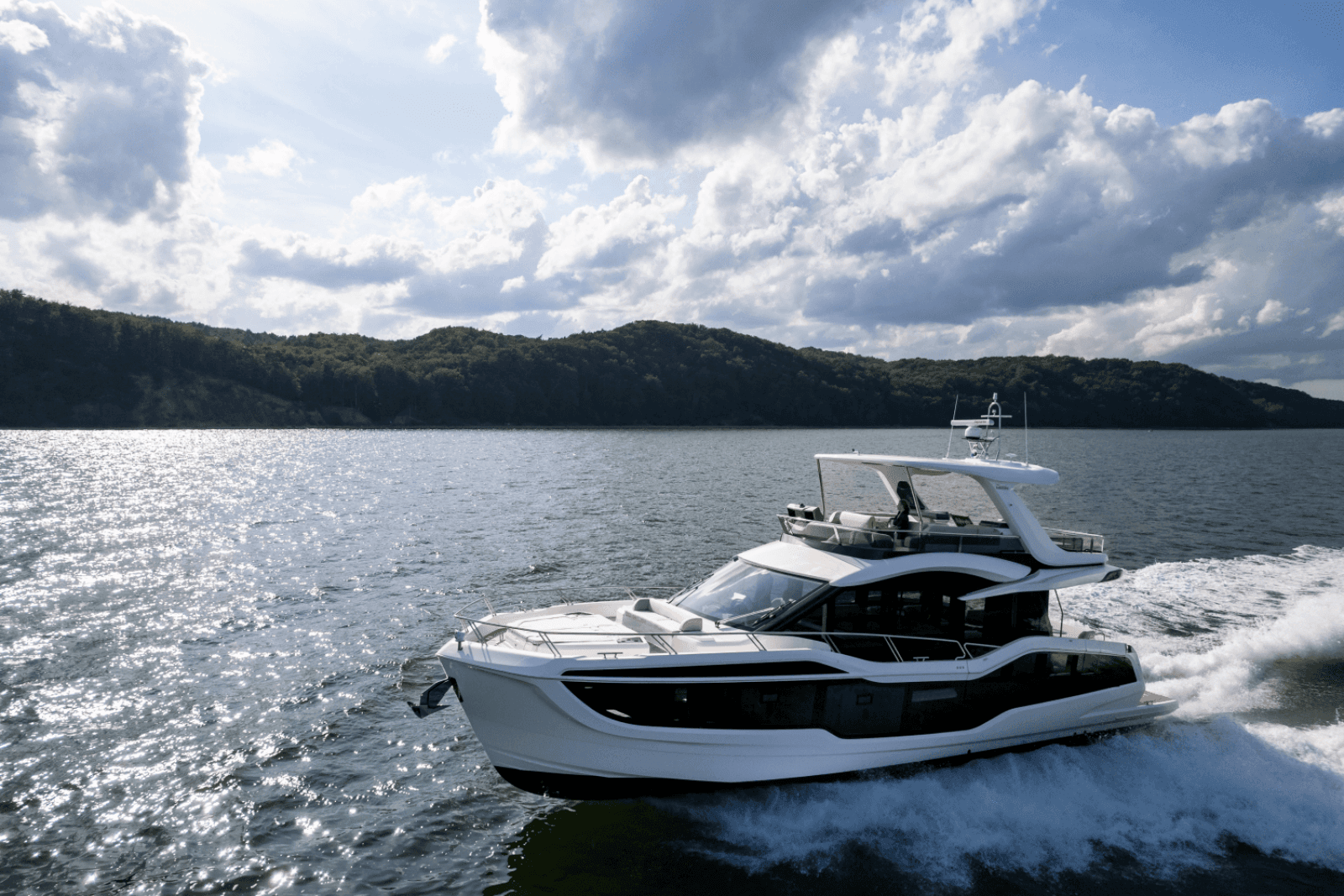 2024 Galeon 560 FLY - Photo 14