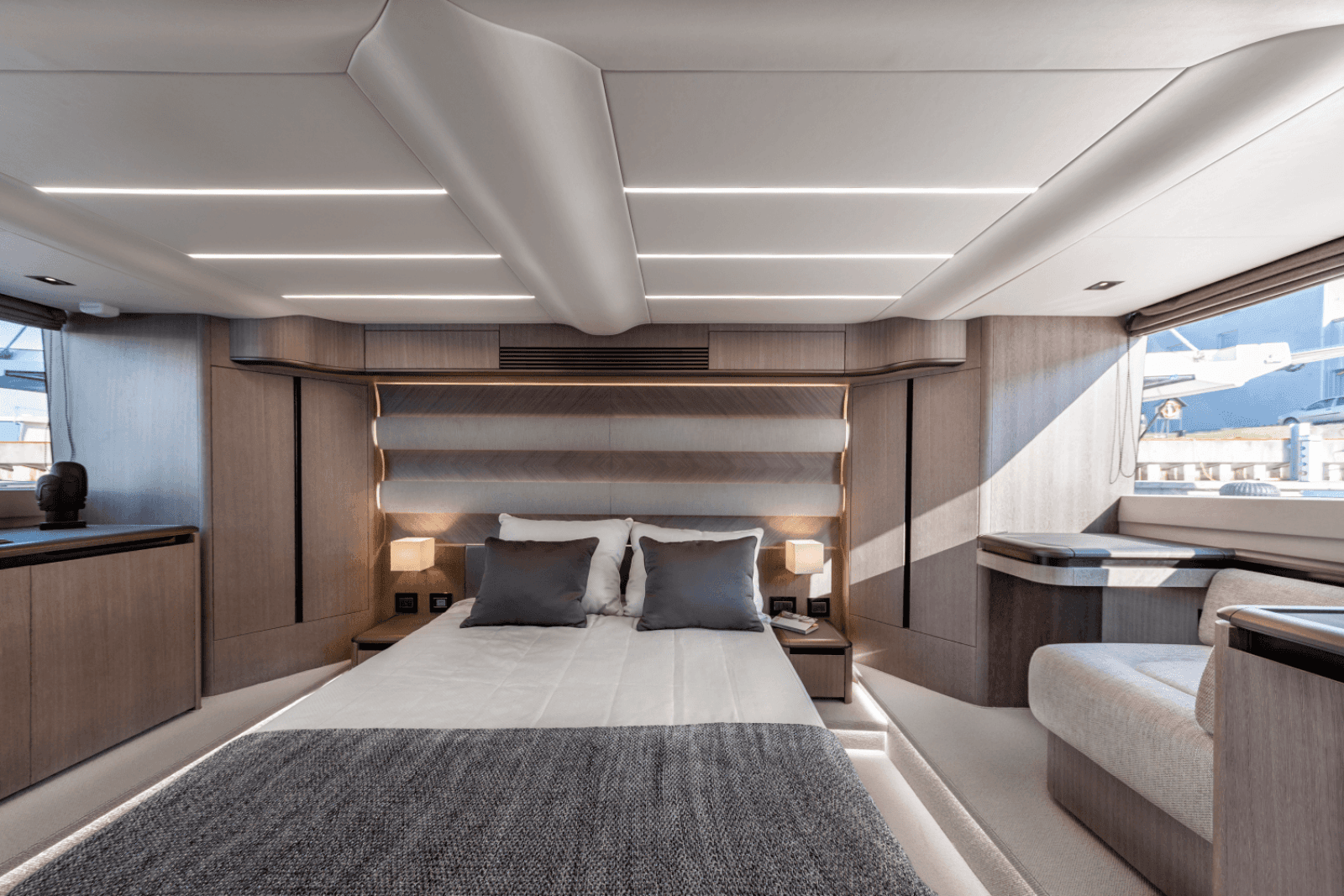 2024 Galeon 560 FLY - Photo 35