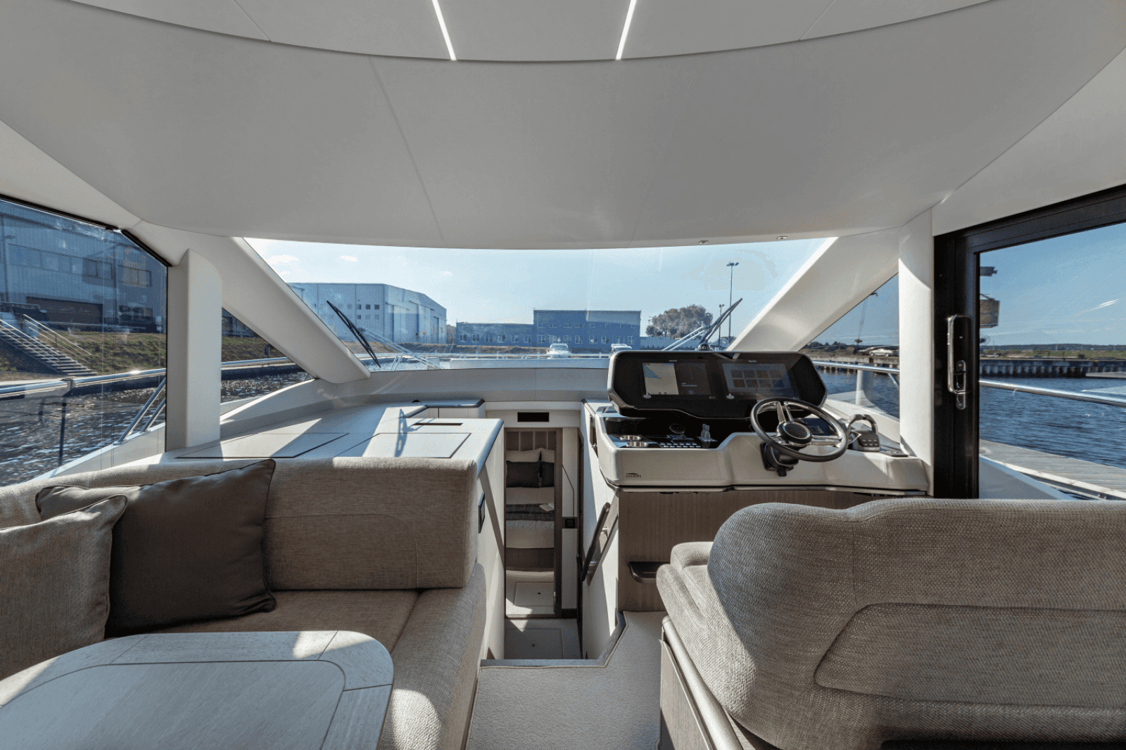 2024 Galeon 560 FLY - Photo 23