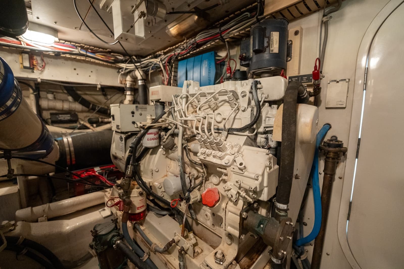 1998 Bertram 54 Convertible - Photo 7
