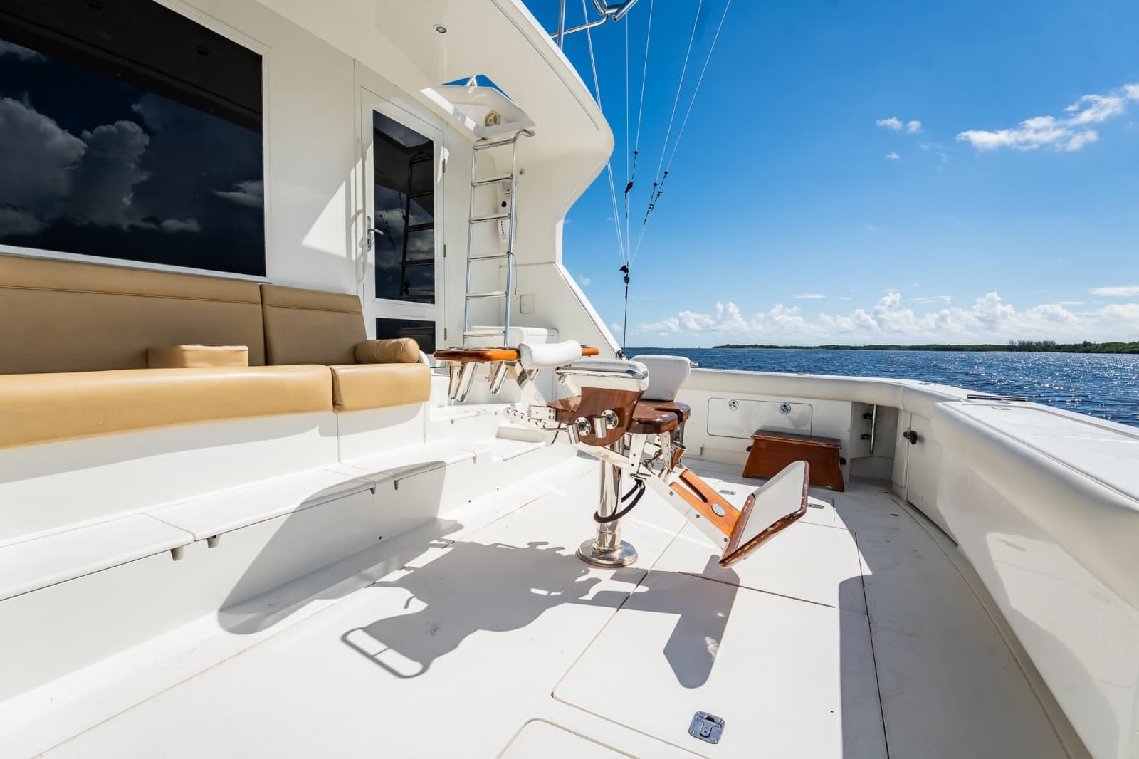 1998 Bertram 54 Convertible - Photo 65