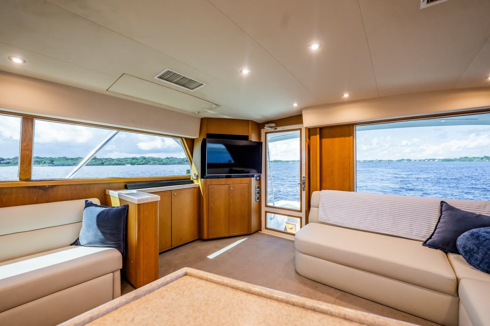 1998 Bertram 54 Convertible - Photo 50