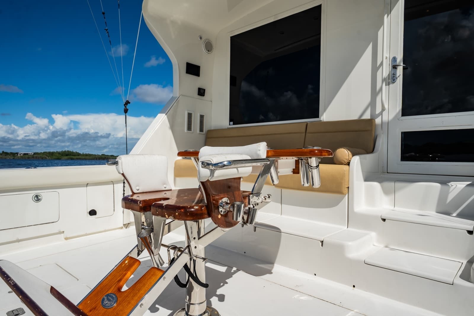 1998 Bertram 54 Convertible - Photo 63