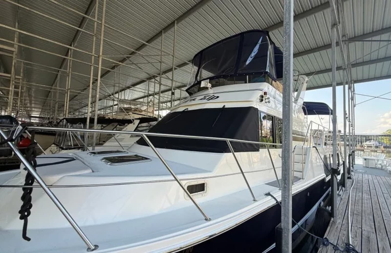 2006 Harbor Master Coastal 520 - Photo 6