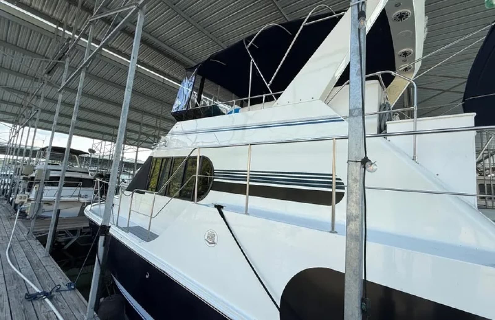 2006 Harbor Master Coastal 520 - Photo 8
