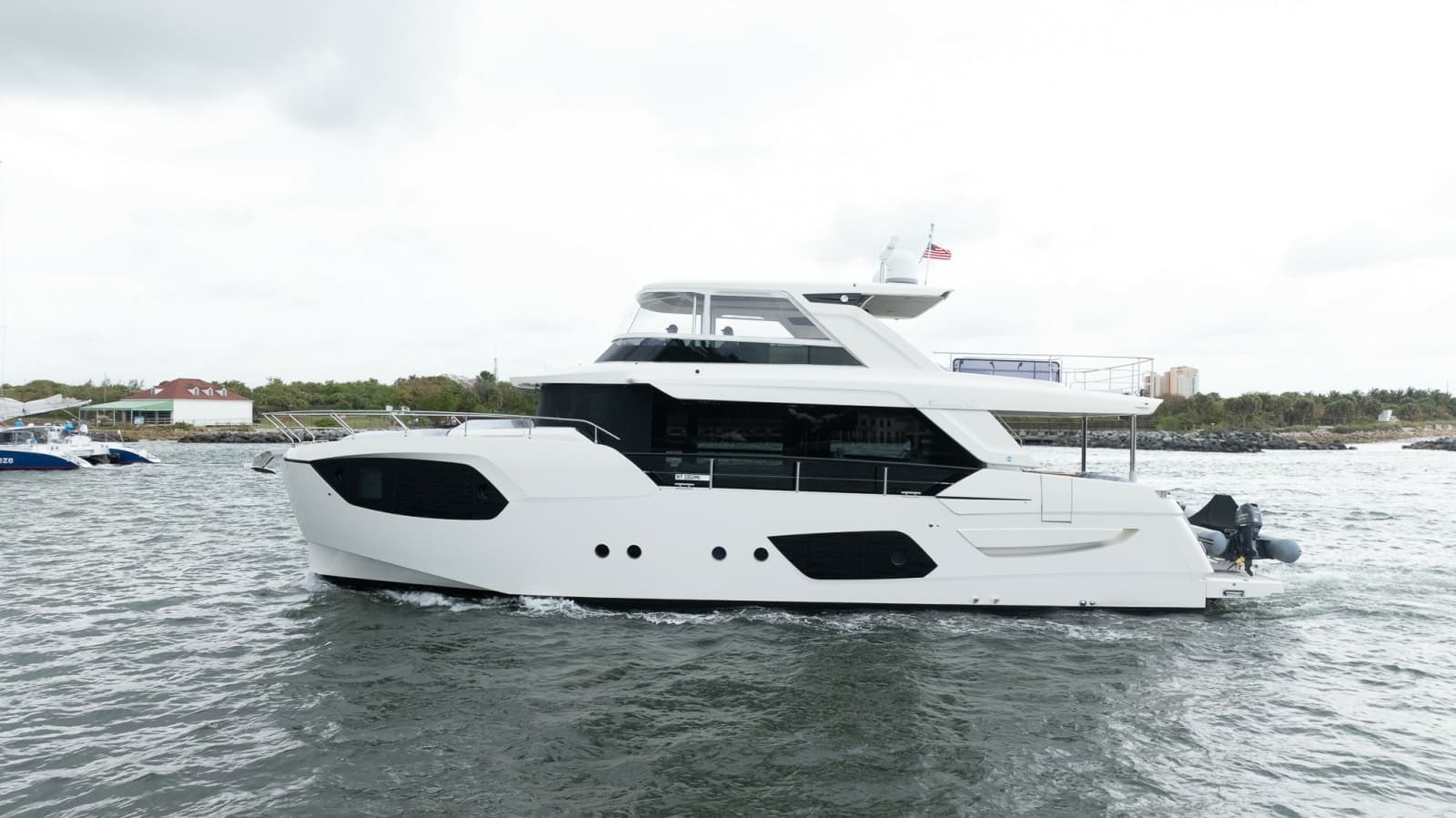 2024 Absolute Navetta 68 - Photo 1