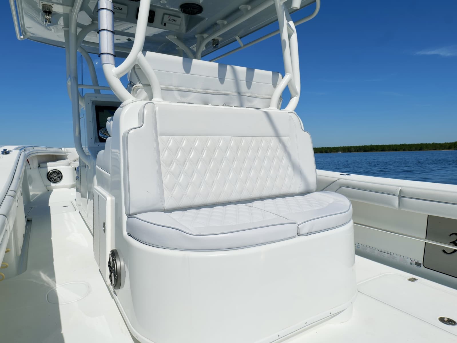 2017 Yellowfin 36 Offshore - Photo 25