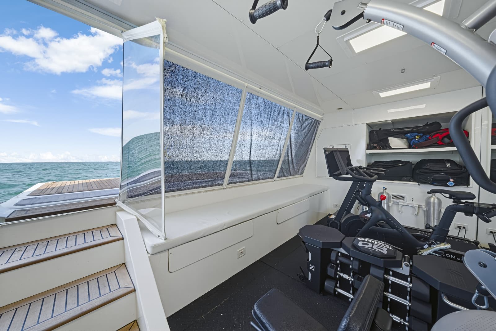 2016 Ferretti Yachts Custom Line - Photo 66